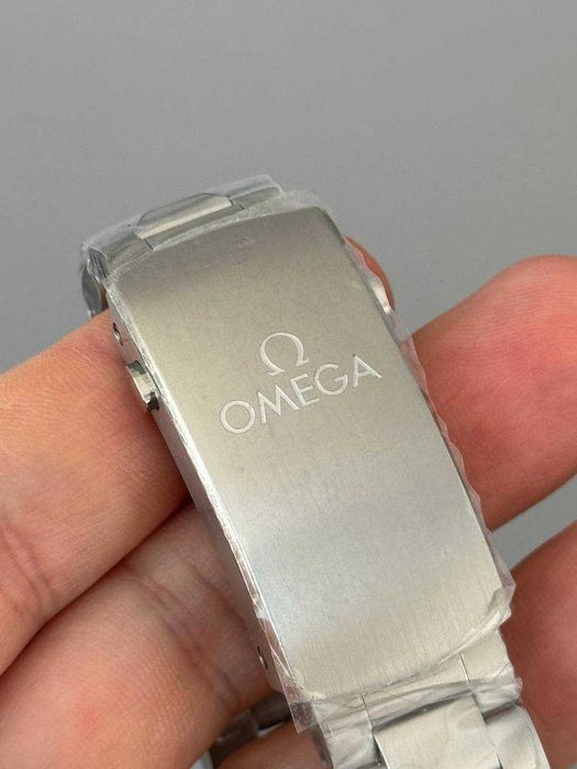наручний чоловічий годинник Omega Planet Ocean Seamaster 600m