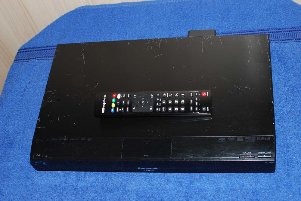 Panasonic SA-BTT370 Blu-ray -kino domowe .