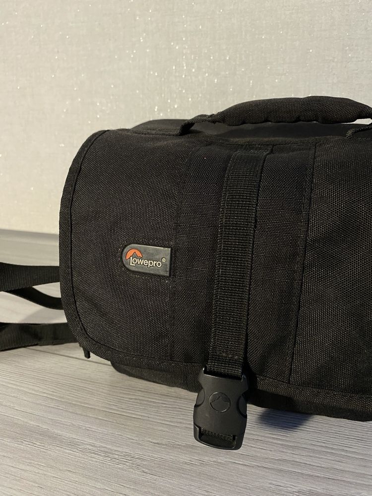 Сумка Lowepro Adventura 160