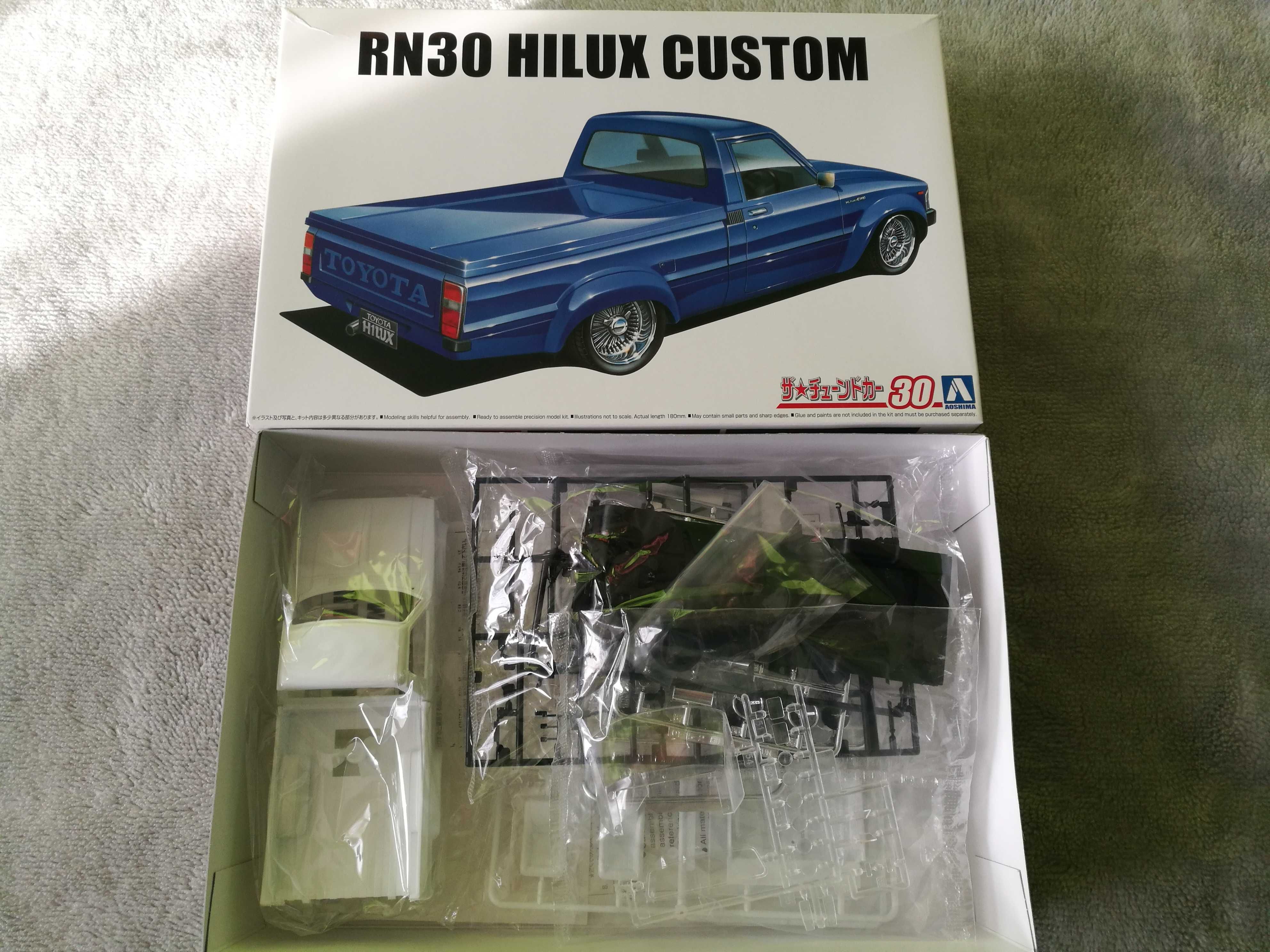 Aoshima 05862 1/24 Toyota RN30 Hilux Custom '78