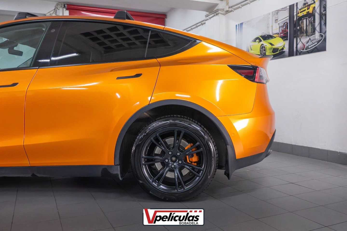 Tesla Model Y Long Range AWD c/ Acceleration Boost e EAP