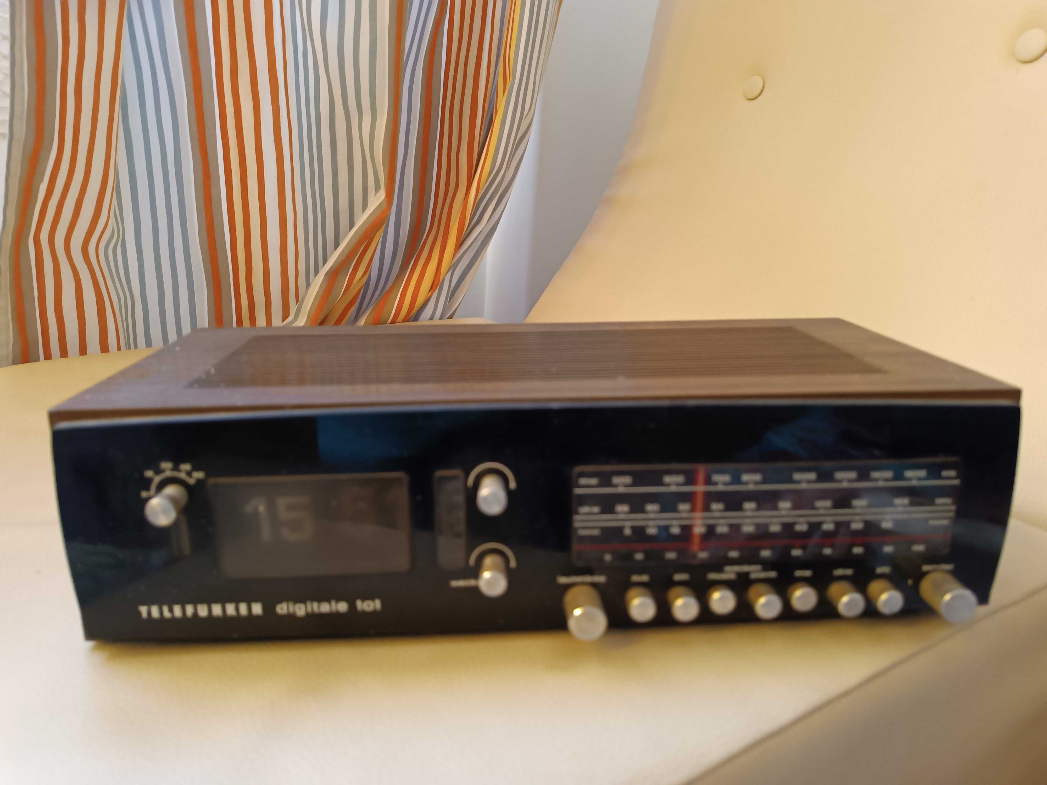 radio antigo telefunken