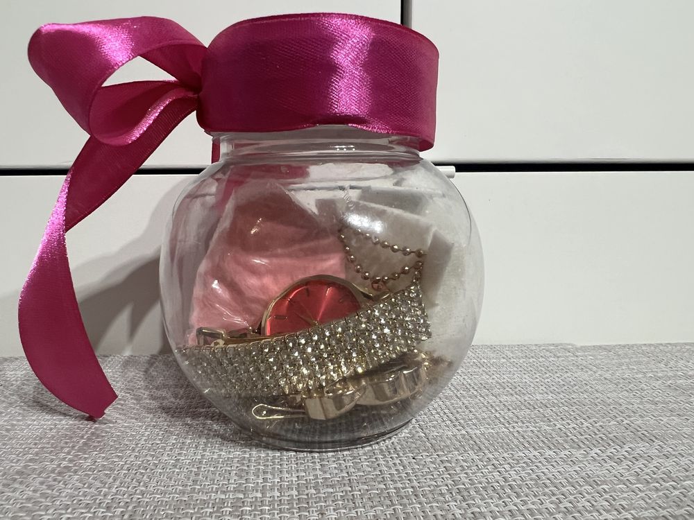 Mystery box zestaw biżuterii