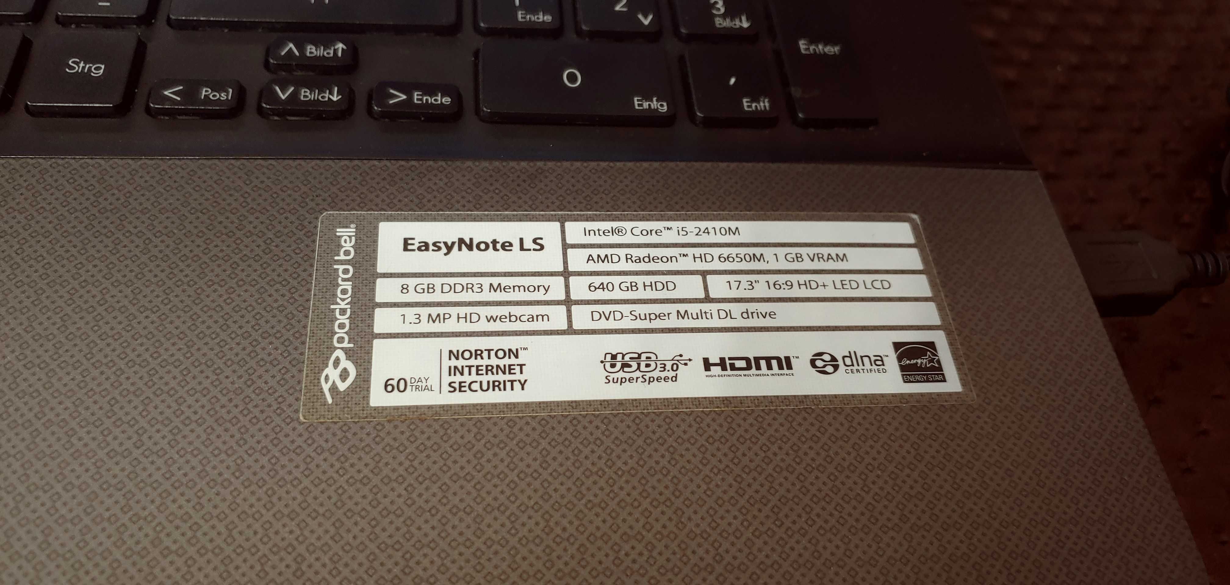 Ноутбук Packard Bell 17" экран i5-2410m/8Gb ddr3