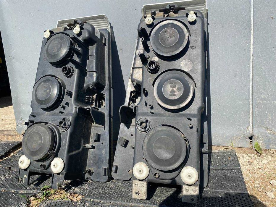 Фари Renault Magnum оригінал Hella