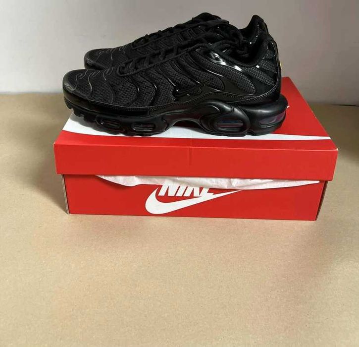 czarny Buty Nike_Air_Max_TN Trampki. Roz.38
