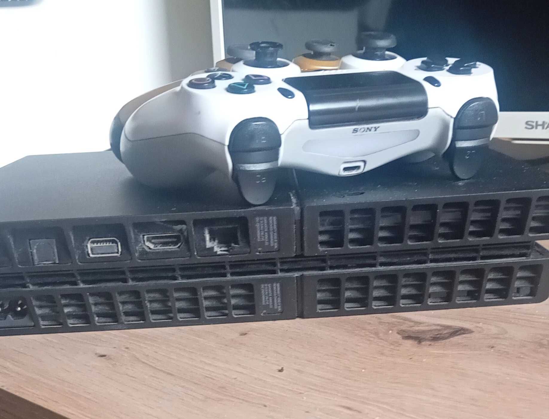 Sprzedam PlayStation 4