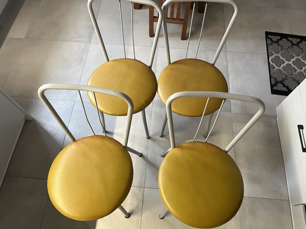 Krzesła domowe używane