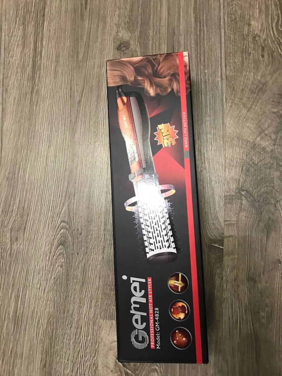 Новий Фен-щітка GEMEI! 680 гривень
