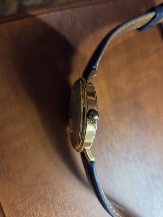 Часы  Frederique Constant Geneve