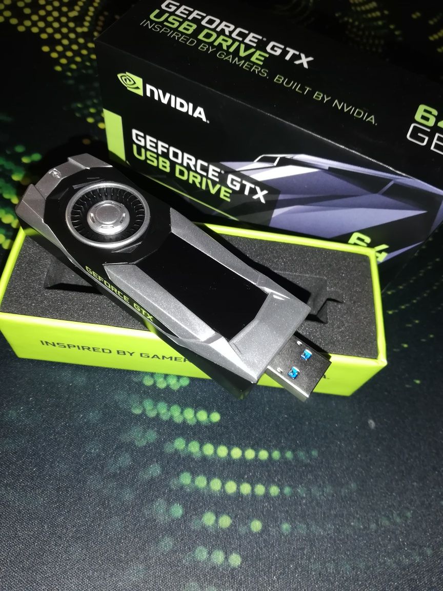 Nvidia GeForce GTX USB Drive 64GB USB 3.0 kolekcjonerski pendrive