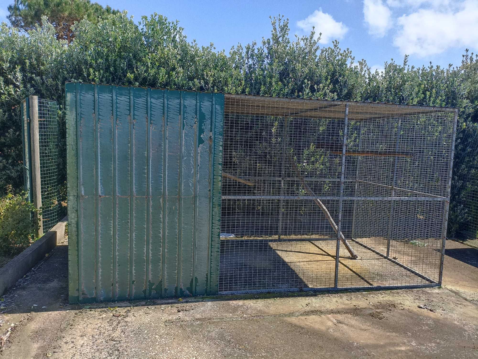 Viveiro para animais com 4mt  por 2 mt