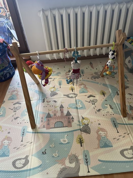 Baby gym dla dzieci , stojak
