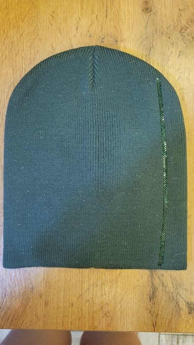 Продам неймовірної краси шапочку