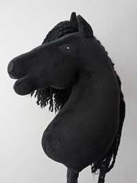 Hobbyhorse Venus czarny koń Fryzyjski