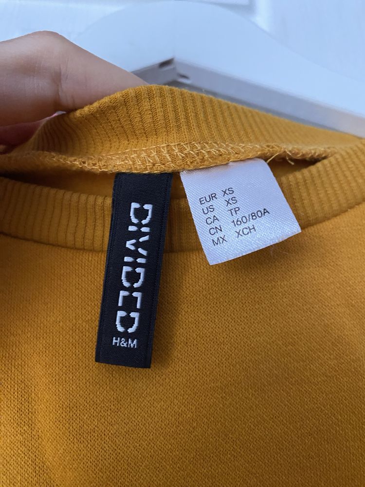 Krótka bluza z wiązaniem H&M