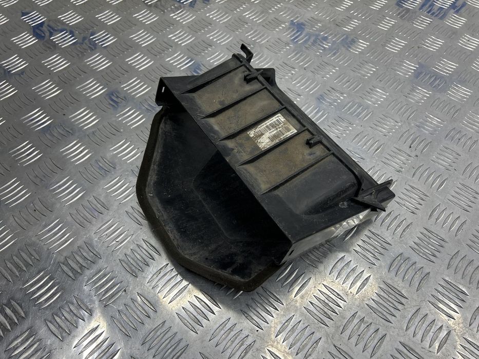 Накладка салонного фильтра 101353500B для Tesla Model S 2012-2016