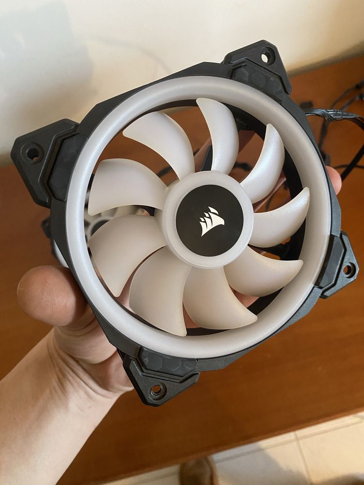 Corsair LL120 RGB PWM/ Pack x3 / iCUE / Ventoinhas PC 120mm