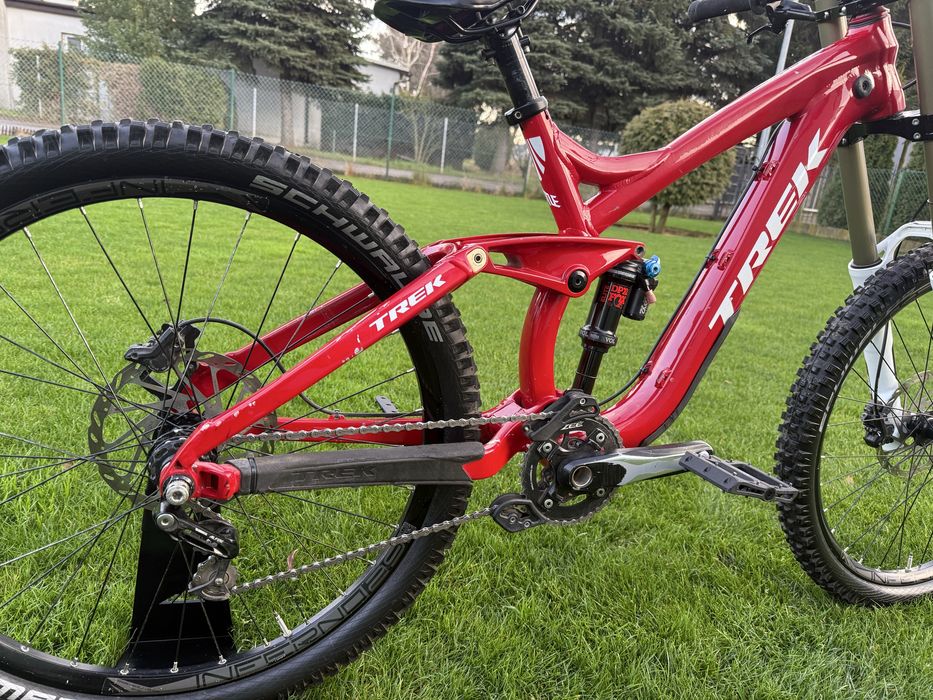 Trek Session 8 rower Downhill enduro full dh nie v10 demo fuzz dartmoo