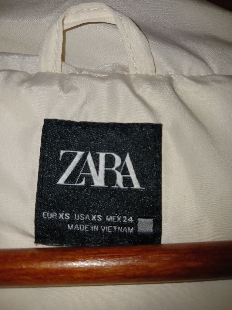 Куртка зимова від zara