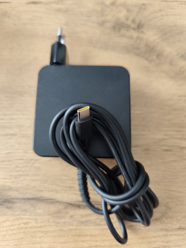 Zasilacz 65 w USB typu c