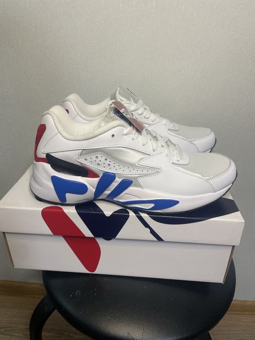 Оригінальне взуття