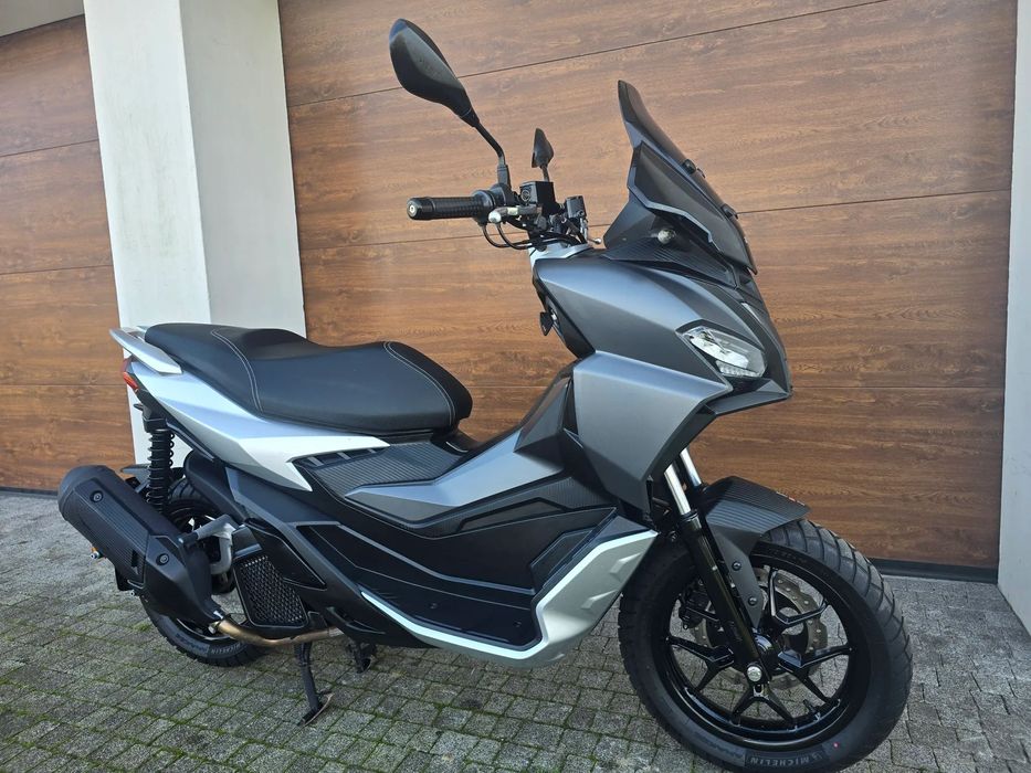 Aprilia SR 125 GT mały przebieg