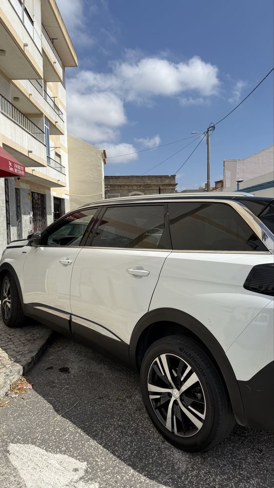 Peugeot 5008 GT Line 1.5 BlueHDi Automático - 2018 - 7 Lugares