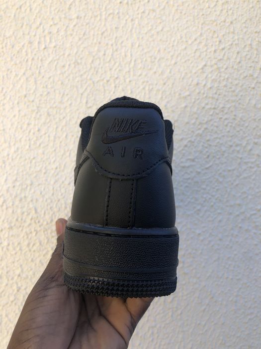 Tenis Nike Air Force 1 ( número 41, Cor preto