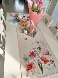 Bieżnik na stół w kolorowe kwiaty 47x140 cm 1002 Fleur