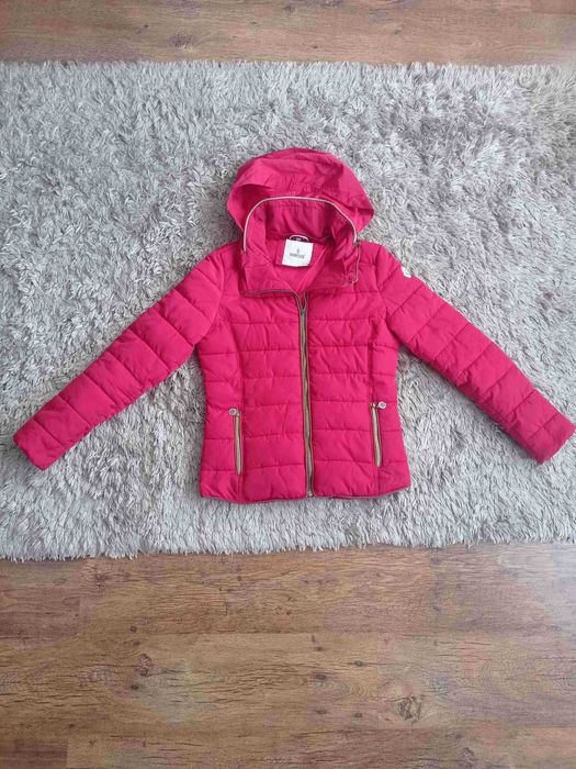 kurtka zimowa moncler