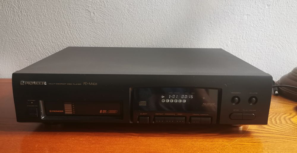 Pioneer CD Player na 6 CD