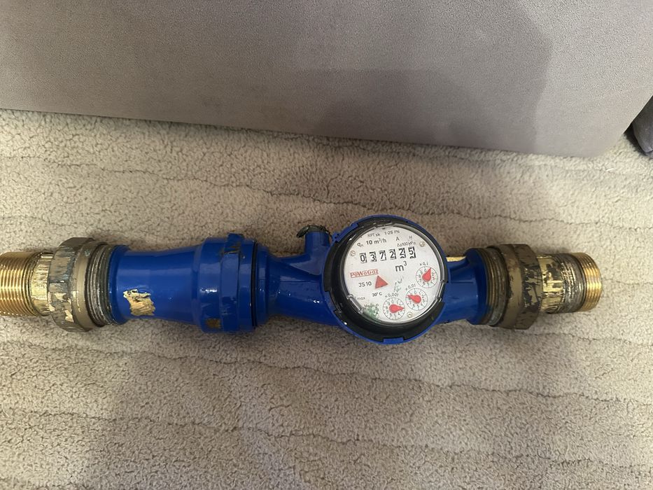 Wodomierz  fi 40 z pół śrubunkami