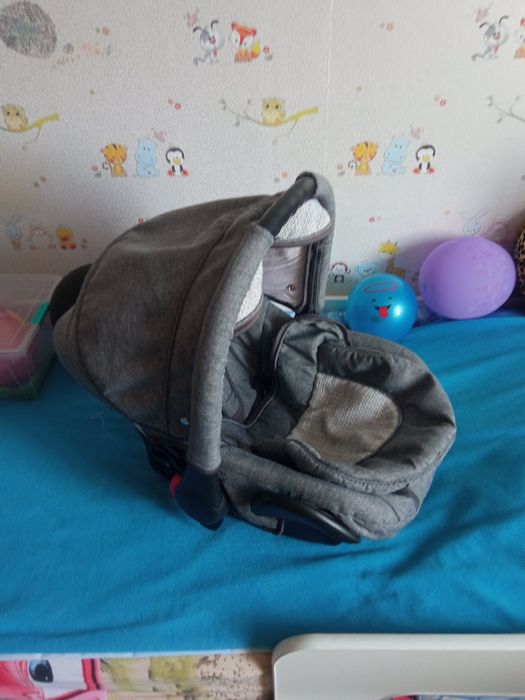 Автокресло автолюлька