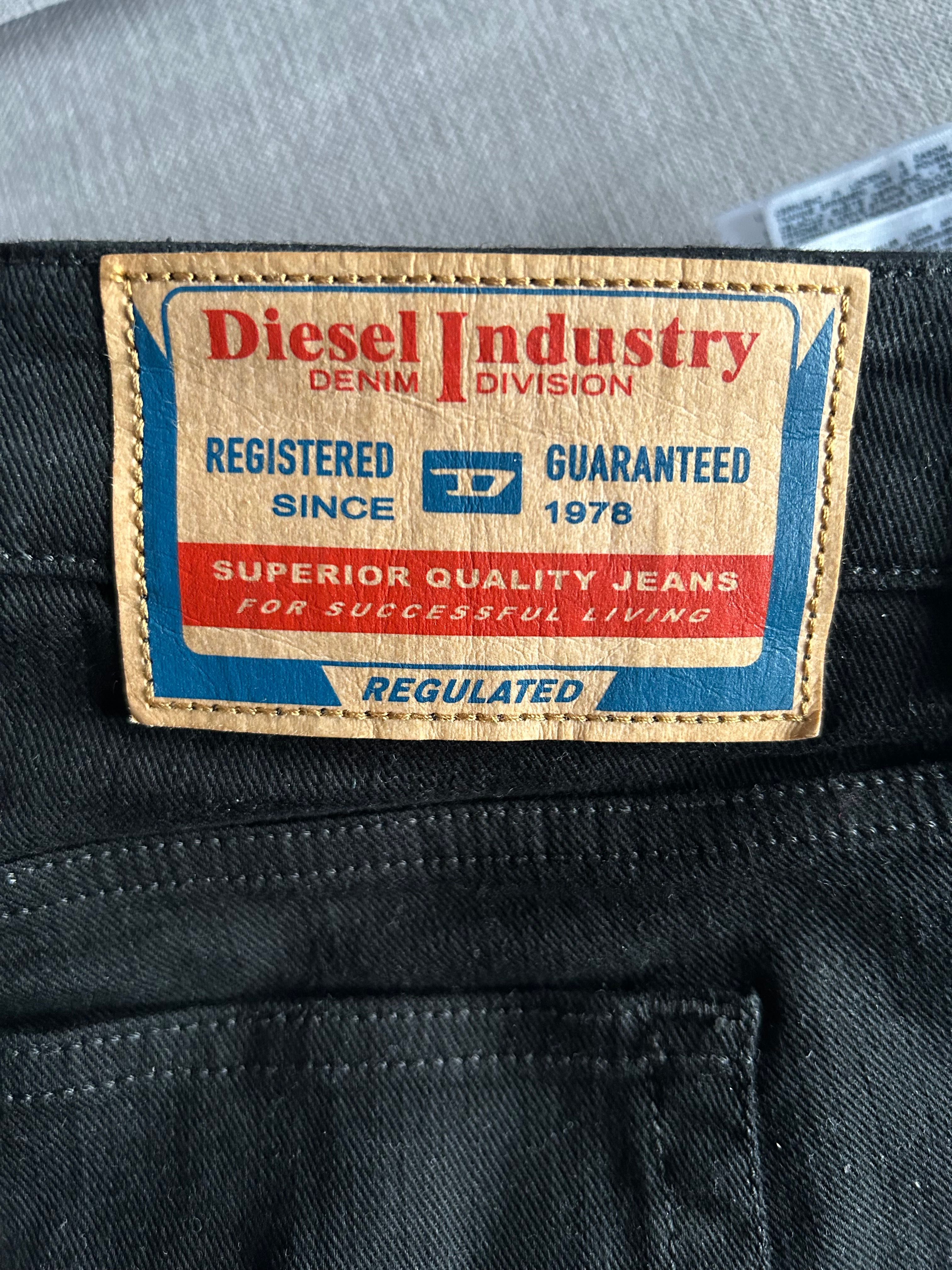 Diesel  -70 % SLEENKER - Jeansy Skinny Fit 34/30 Black