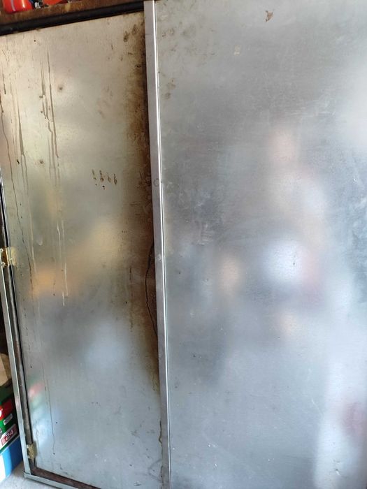 Wędzarnia nierdzewna z wytwornica i grzałkami