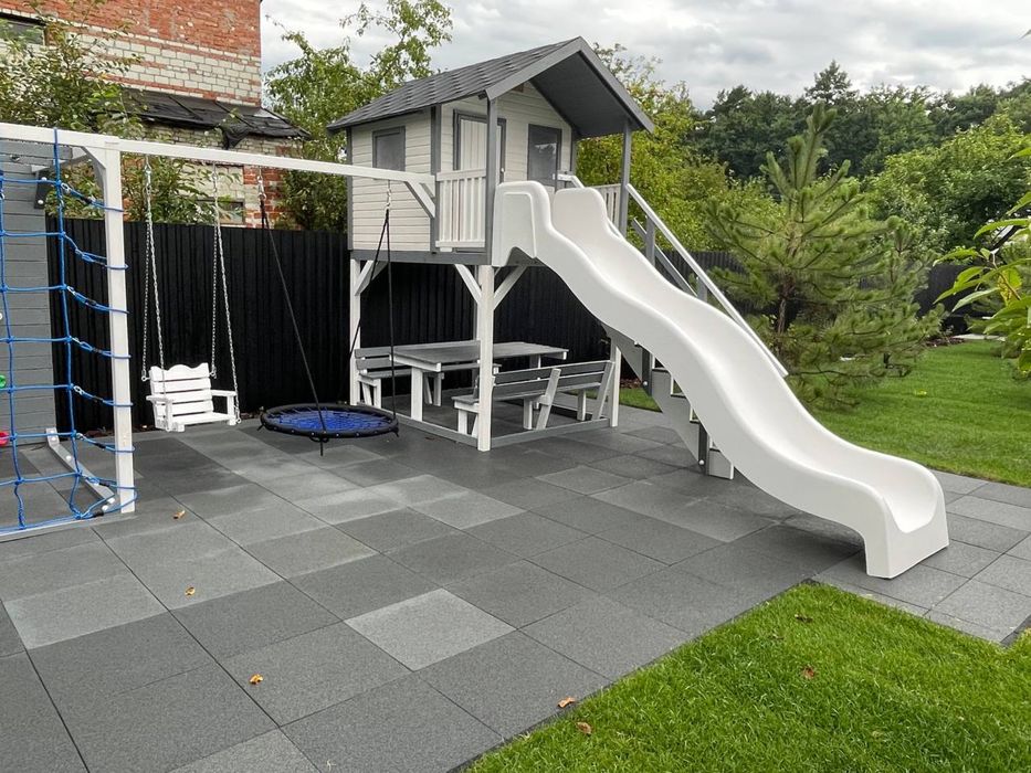 Дитячий майданчик будиночок куб гірка качелі скеледром пісочниця