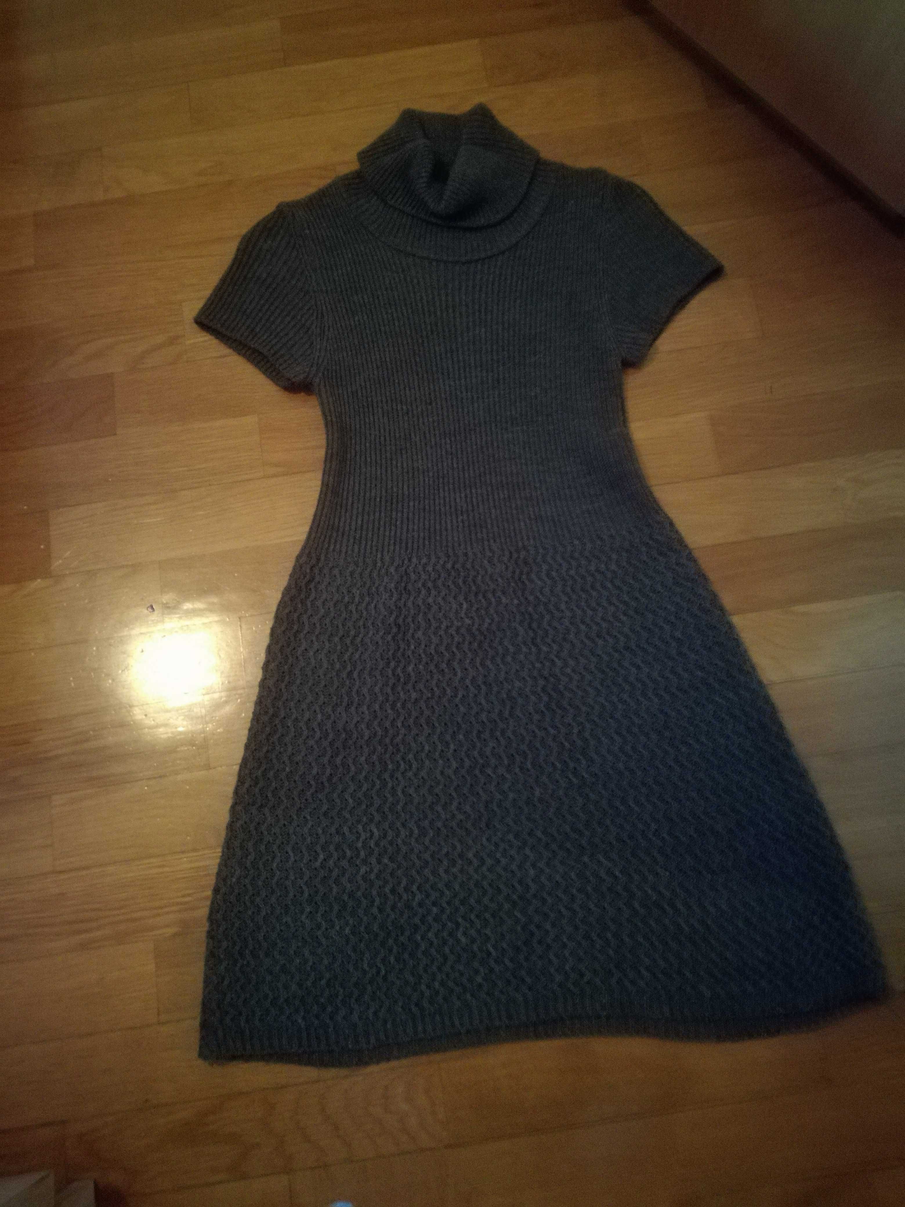 1Vestido Stradivarius, 2 Zara