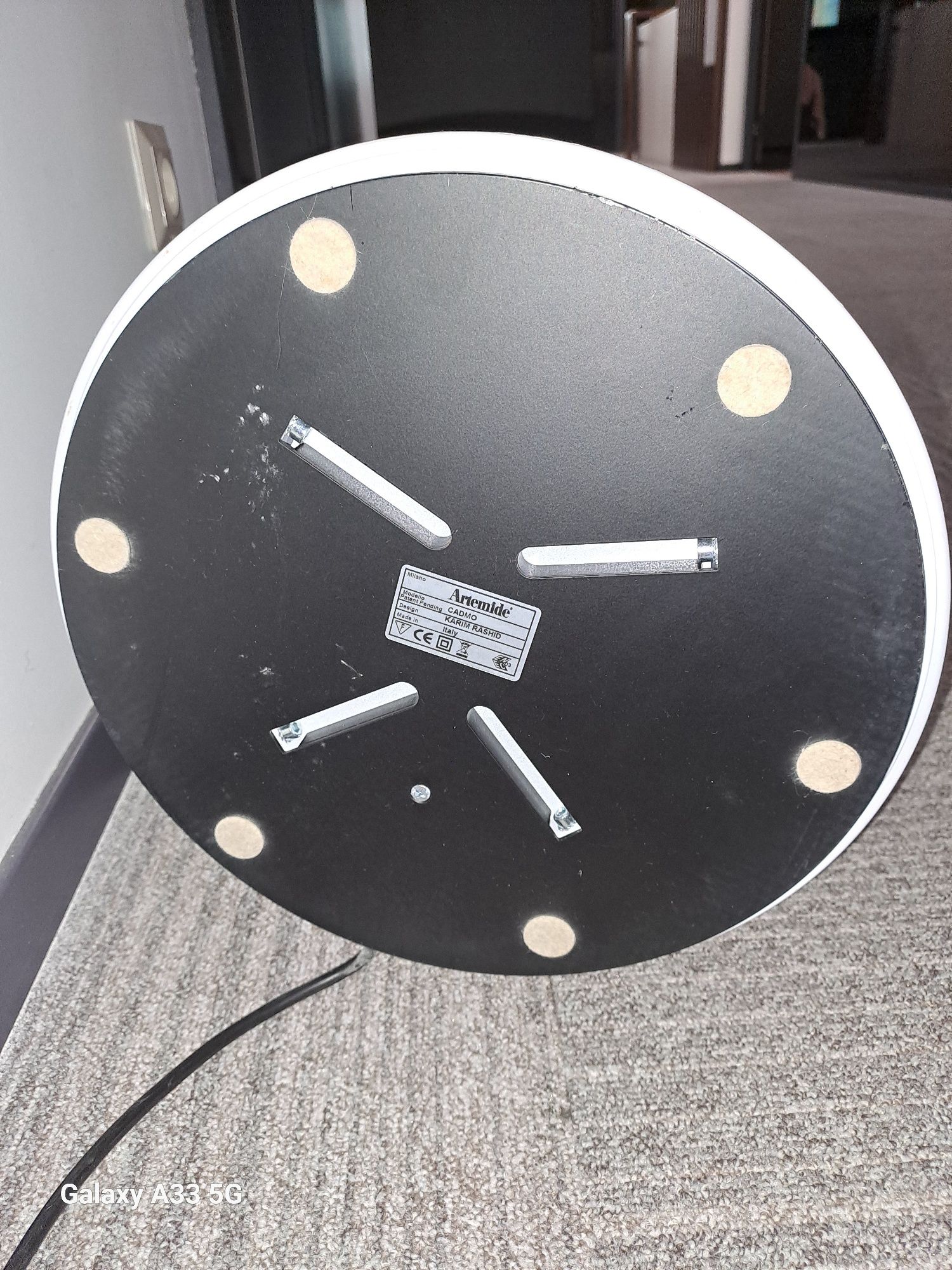 Продам торшер  Artemide(Italy)
