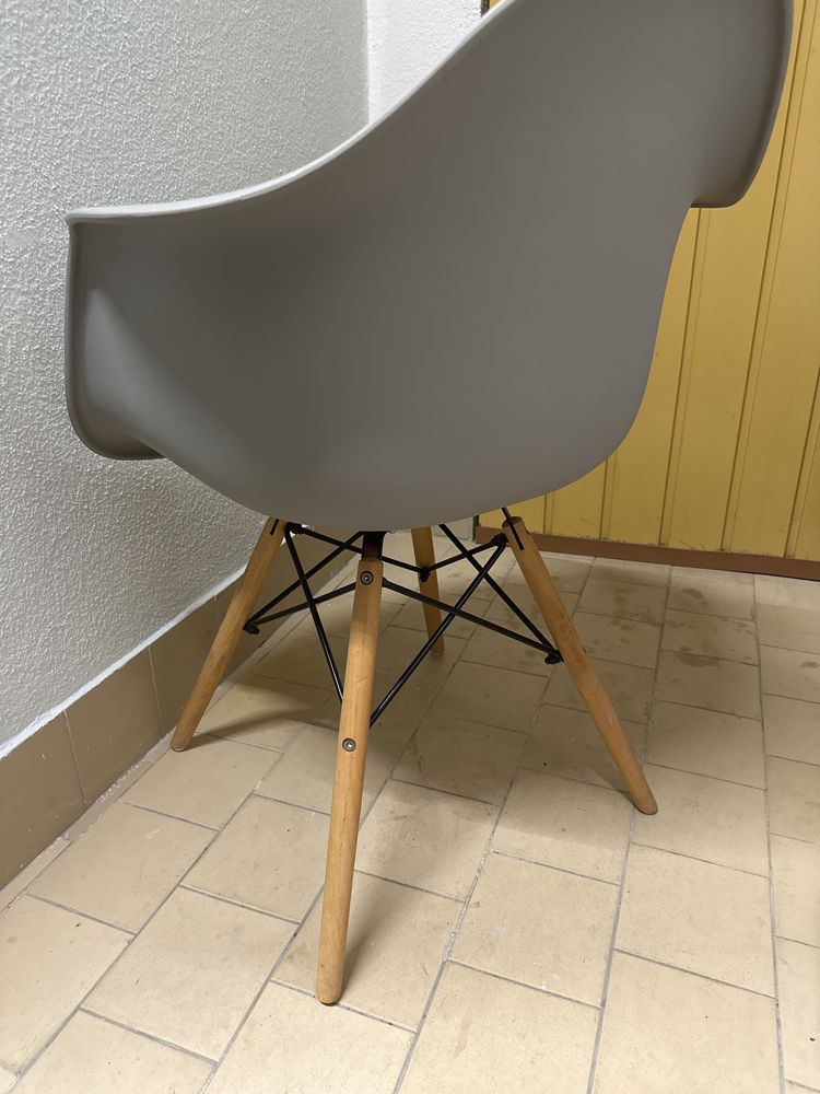 Cadeiras Charles Eames