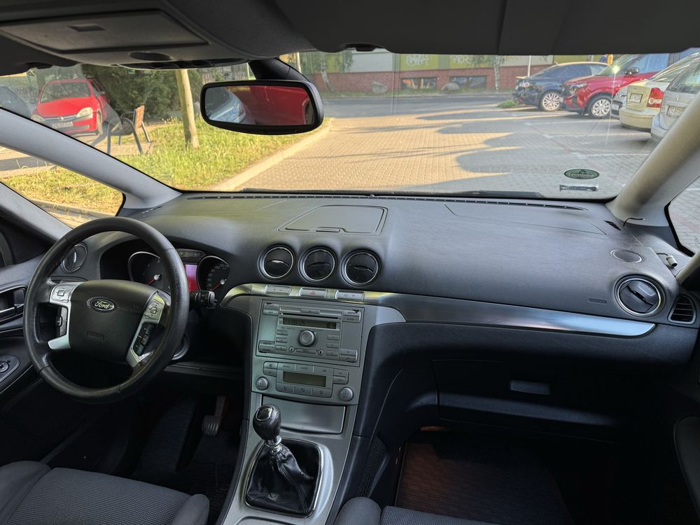 Ford S-Max Zadbany