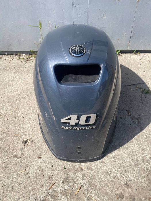 Колпак на лодочный мотор в отличном состоянии