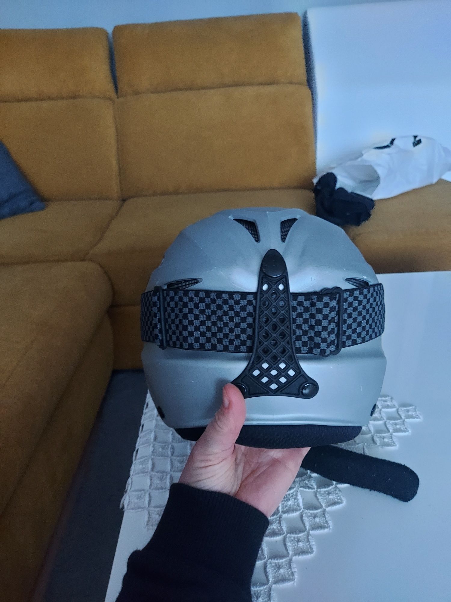Kask narciarski Uvex XS-M gogle 4F