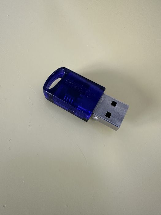 Steinberg eLicenser USB original (vazio)
