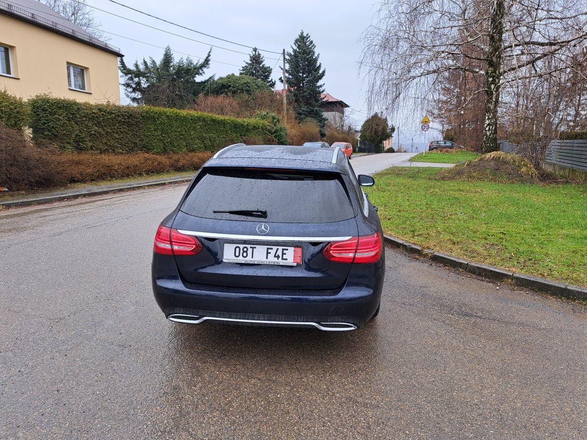 Mercedes C220 cdi  bogata opcja panorama