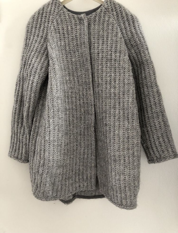 Sweter firmy Tova