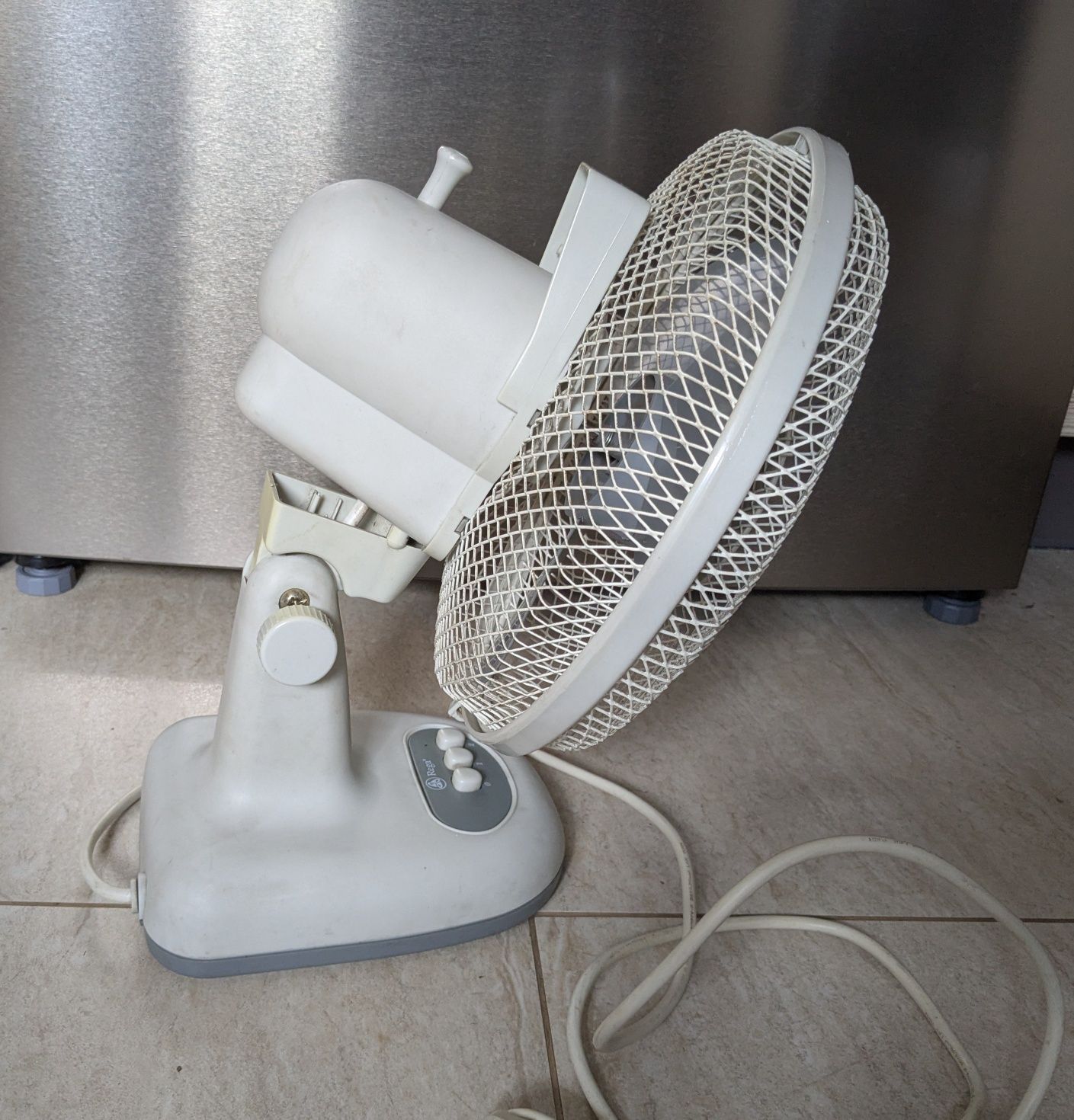 Wentylator stojący wiatrak Rega 32W cichy, długi kabel zasilający