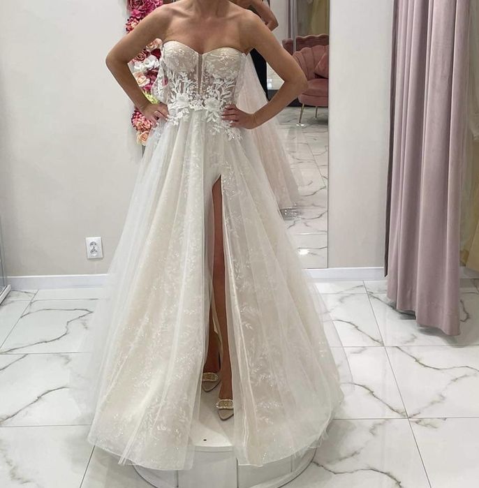 Piekna suknia slubna salon Allure