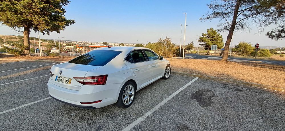 Skoda superb 2.0 TDI 150cv