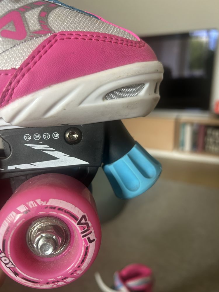 Patins de 4 rodas  ajustaveis do 35-39